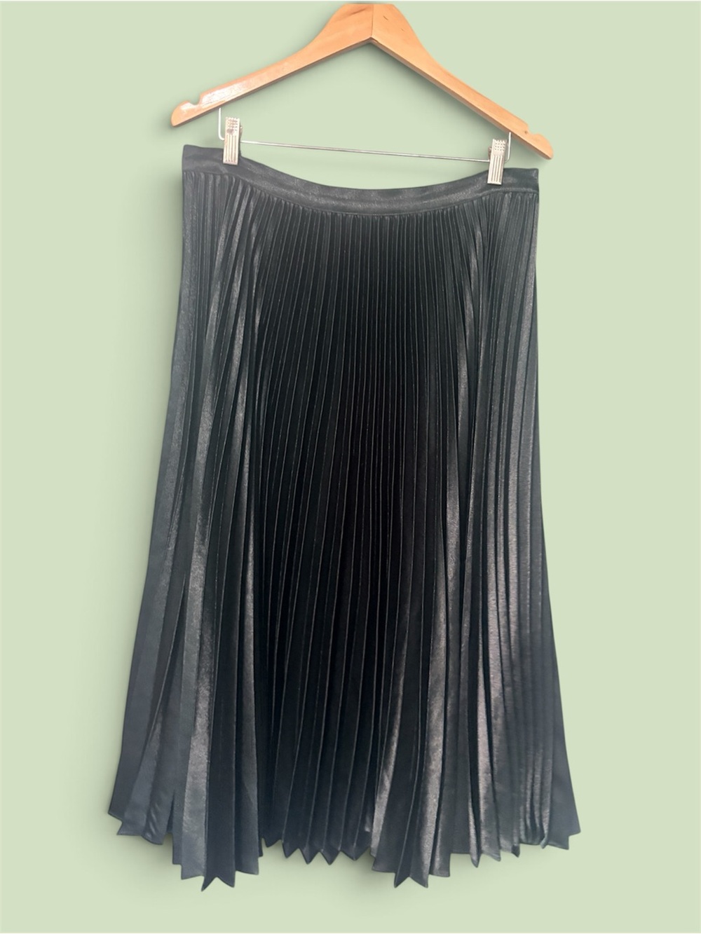 Mint Velvet Emerald Green Pleated Midi Satin Skirt - Womens size 16
